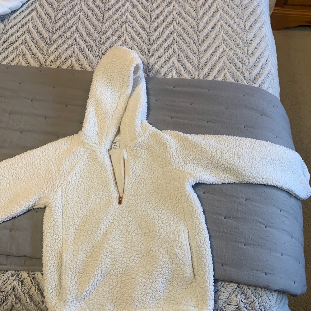 Fuzzy pullover - Picture 2 of 4